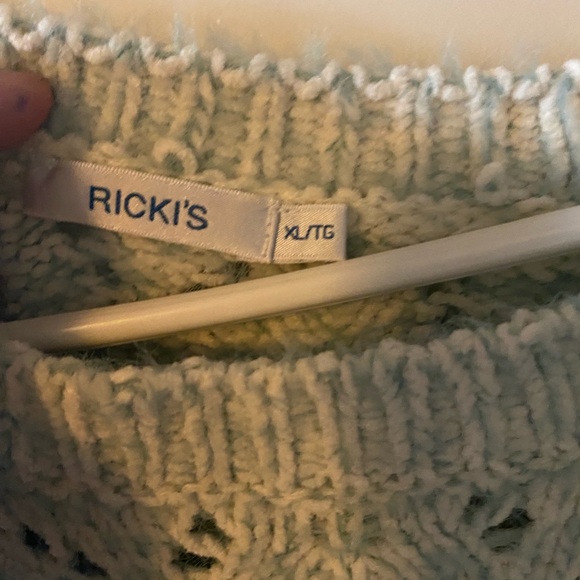 Rickis Sweater - Picture 3 of 4